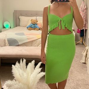 Green skirt set